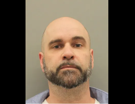 Man killed ex-wife after her girlfriend shattered his car window