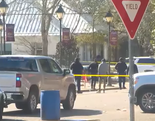 Five wounded, including child, at Mardi Gras parade - Absolute News