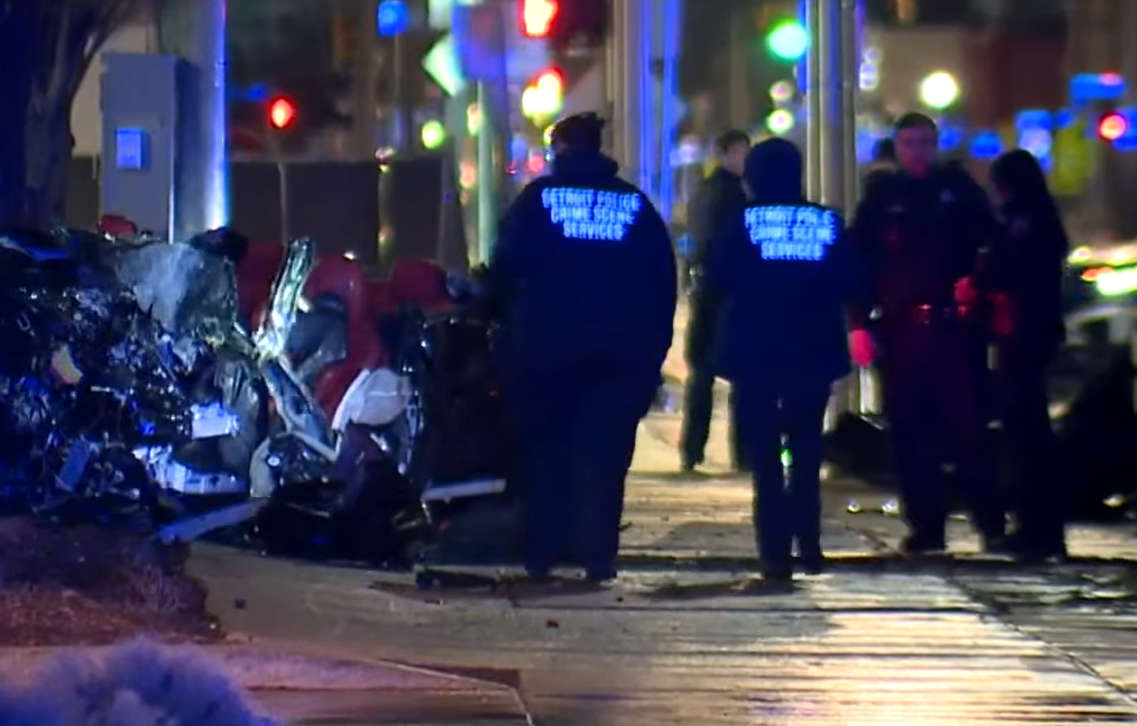 Three dead, one critically hurt in downtown crash - Absolute News